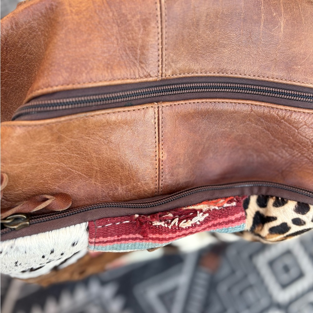 STS Ranchwear Brown Leather Backpack & matching wallet - Picture 3 of 11